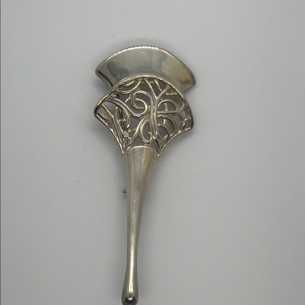 Vintage Art Deco Design With Swirl Cutouts 3⅛" Long Silver Tone Brooch